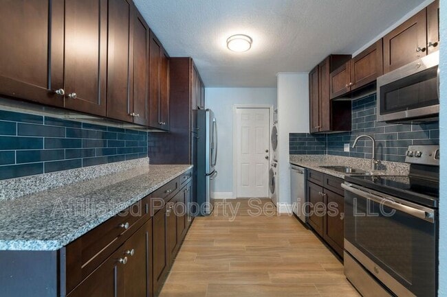 Photo - 5207 N Flagler Dr Apartment