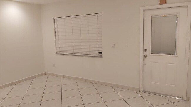 Foto del edificio - 2640 SW 32nd Ct