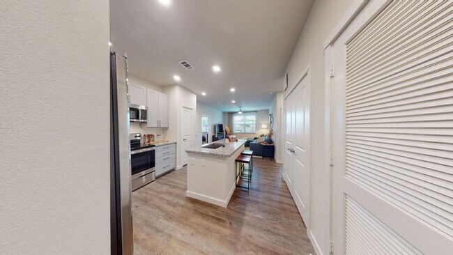 Foto del edificio - Lower Rents & 1 Month FREE – Move In Now!