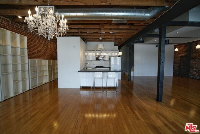 Foto del edificio - 500 Molino St