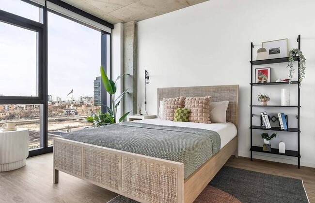 Building Photo - 275 N Elizabeth St