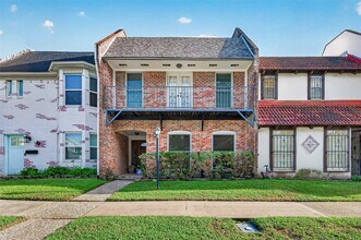 Building Photo - 4513 Acacia St