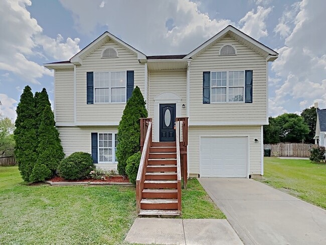 Building Photo - 5800 Carolina Manor Ct