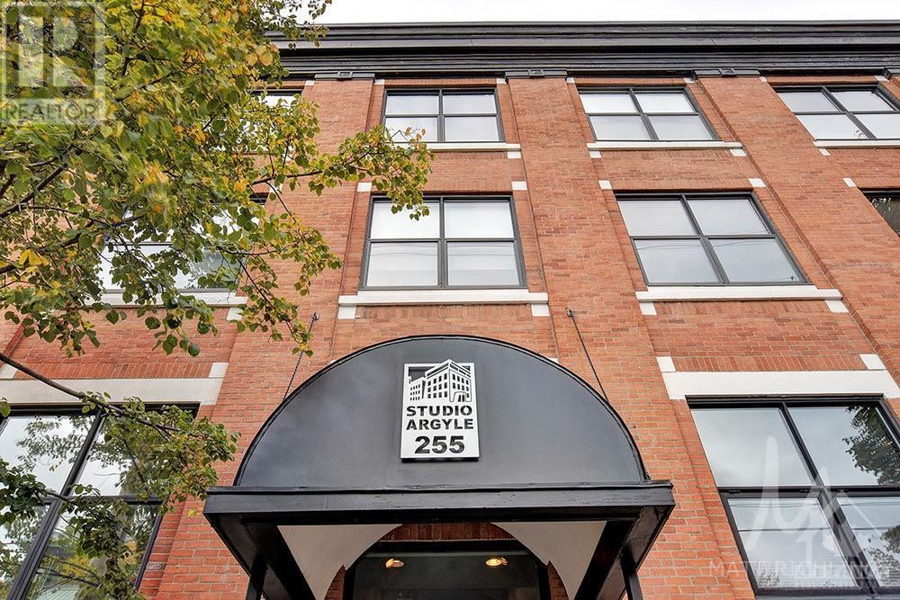 255 Argyle Ave, Ottawa, ON K2P 2N7 House for Rent in Ottawa, ON