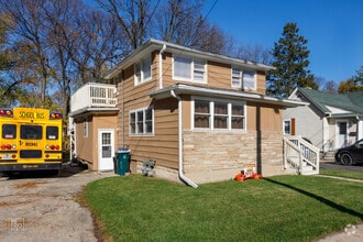 Building Photo - 521 E Wilson St