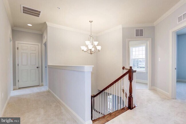 Building Photo - 17005 Bennett Wy