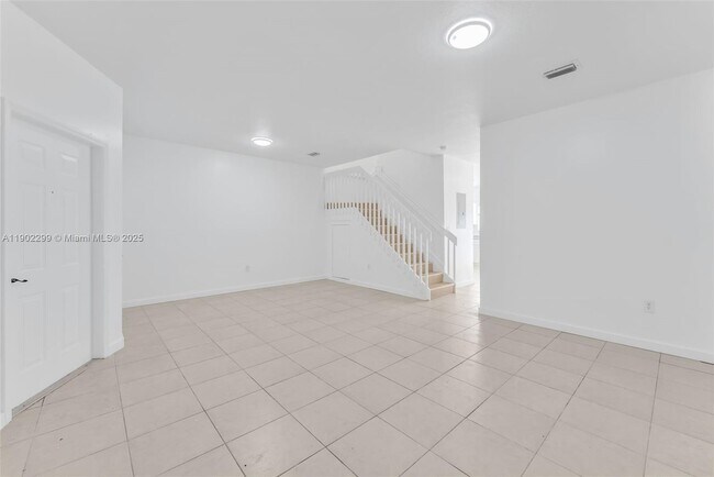 Foto del edificio - 1530 SE 31st Ct