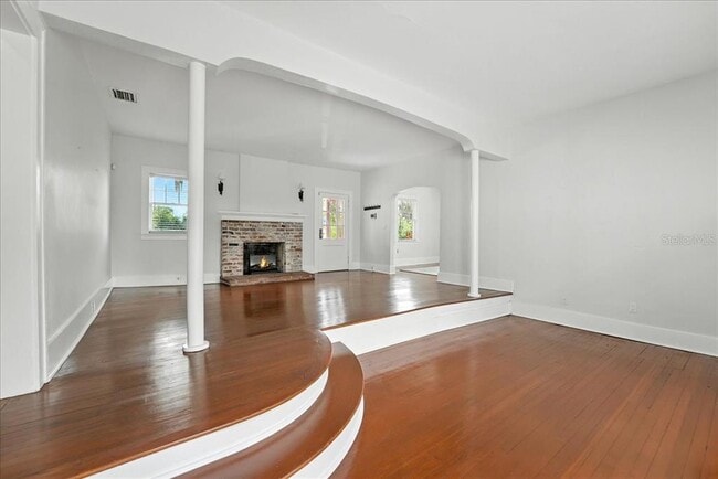 Building Photo - 500 Gatlin Ave