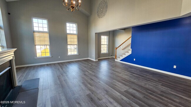 Building Photo - 51 Farrah Dr