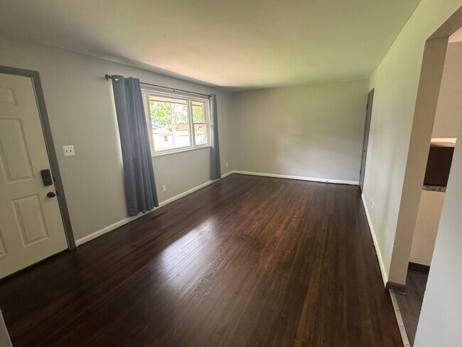 Foto del edificio - 1165 Eastfield Rd