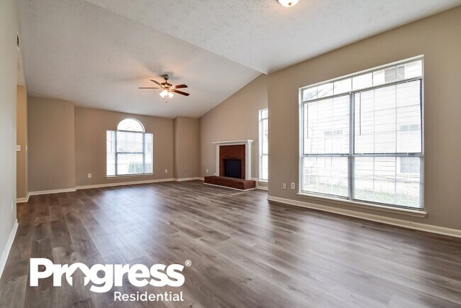 Building Photo - 5223 Brentwood Rd