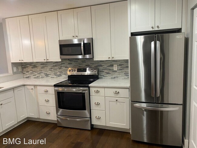 Building Photo - 3 br, 2.5 bath House - 6929 Mayfair Terrace