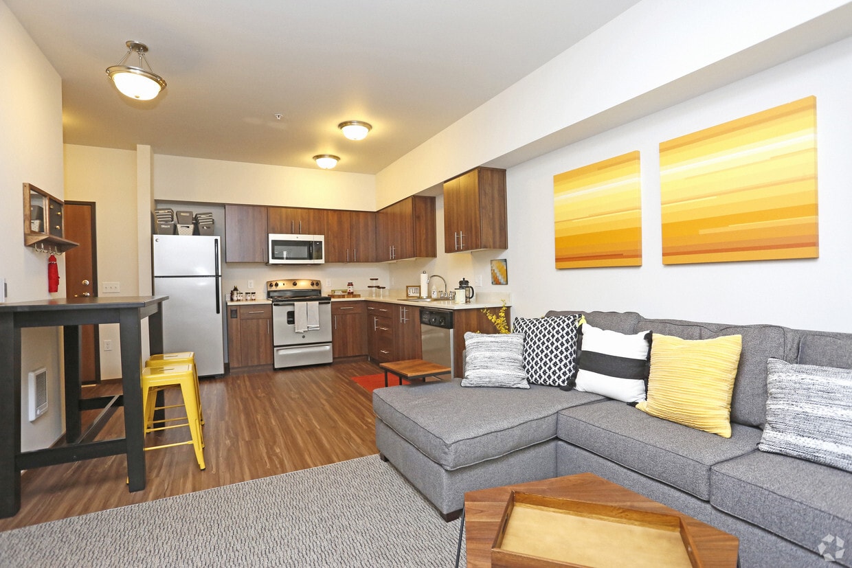 Primary Photo - The Reserve at Auburn 55+ Active Senior Living