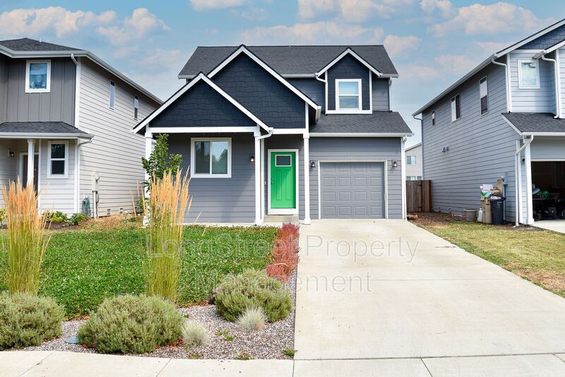 Foto principal - 615 S 15th St