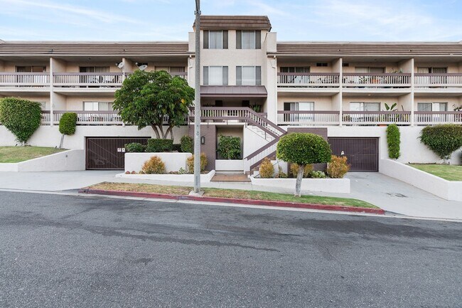 Foto del edificio - 555 Evergreen St