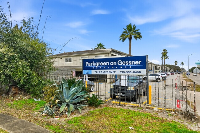 Signage - Parkgreen on Gessner