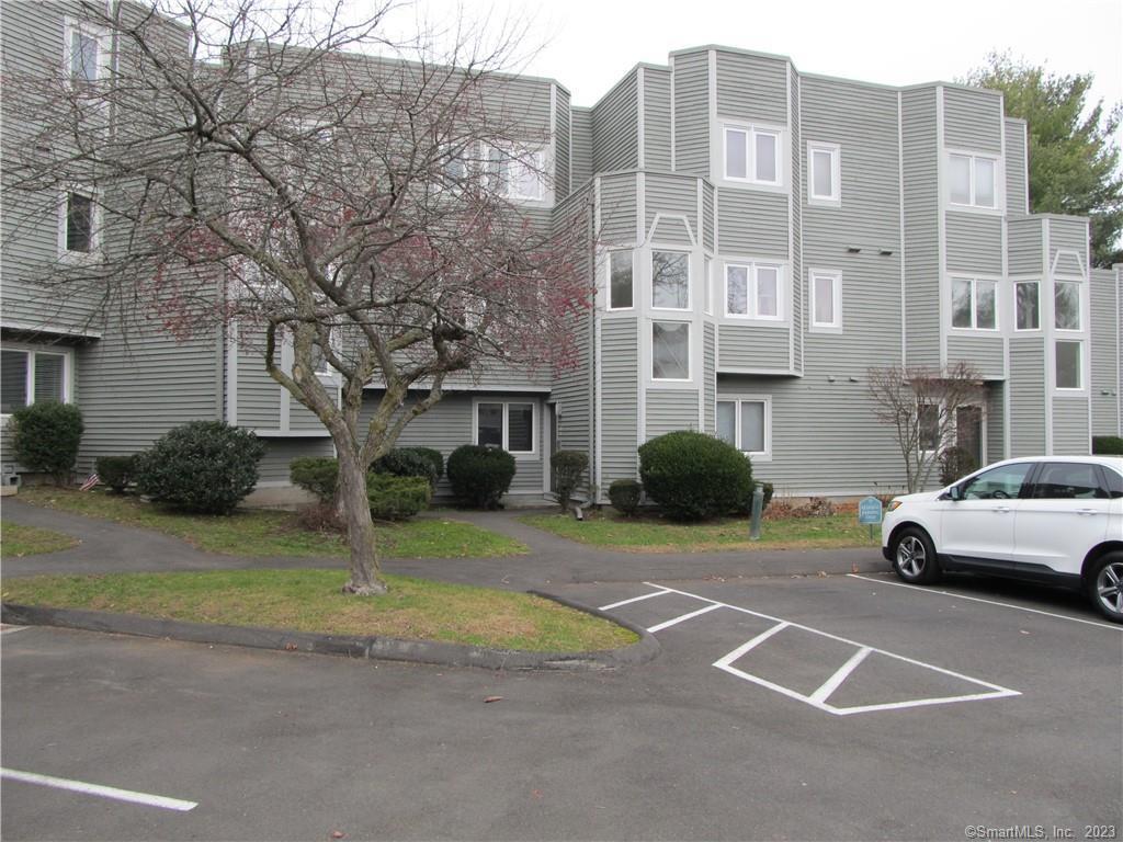 Primary Photo - 1410 Whitney Ave