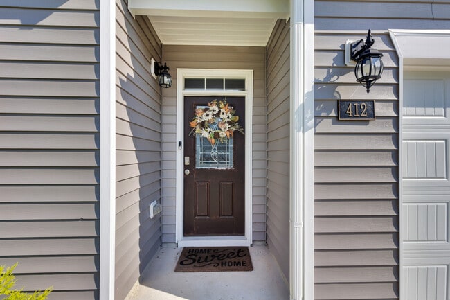 Building Photo - 412 Ginger Dr