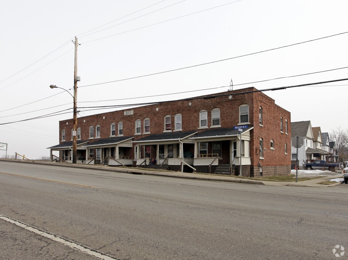 Primary Photo - 459-471 N Wooster Rd
