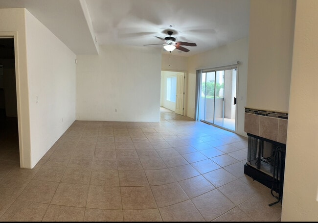 Foto del edificio - 11260 N 92nd St