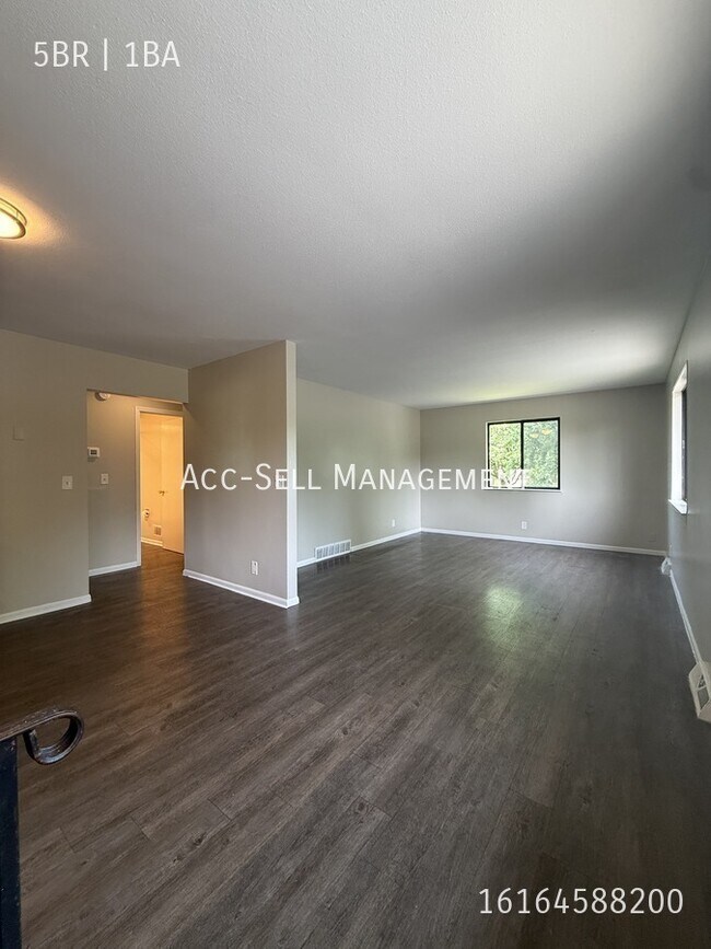 Foto del edificio - 5245 Rich-5245