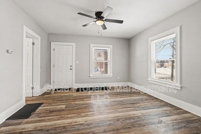 Foto del edificio - 507 Eastern Ave SE