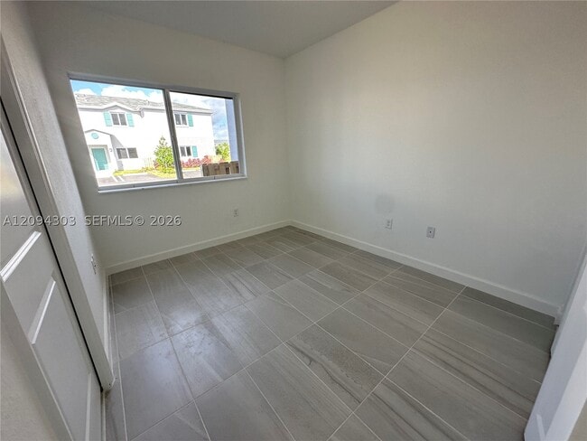 Foto del edificio - 1245 NW 3rd Ln