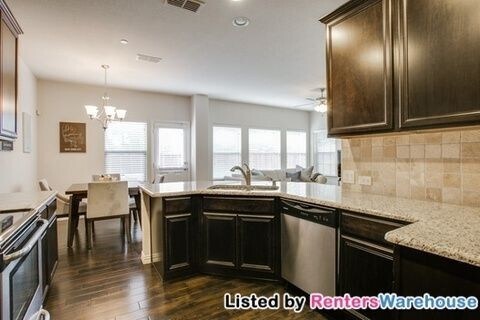 Foto del edificio - 6529 Rutherford Rd