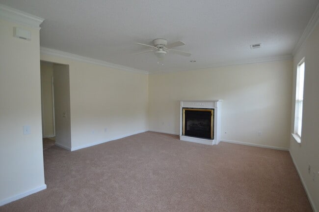 Building Photo - 4846 Habersham Ln