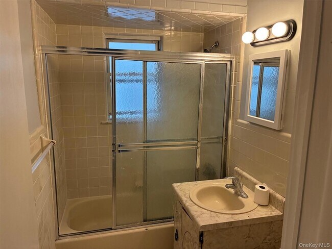 Foto del edificio - 27 Illinois Ave