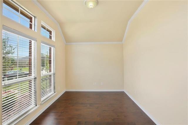 Building Photo - 15004 Waters Dr