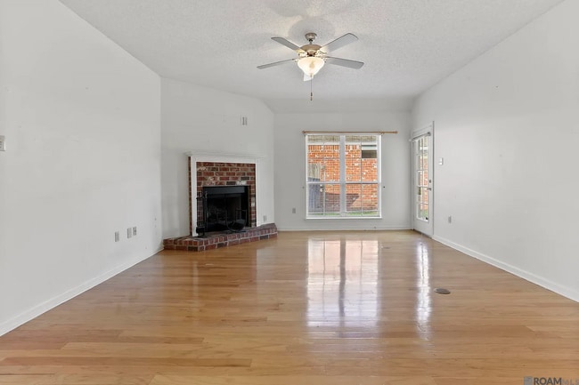 Building Photo - 3674 Brandon Lynn Dr