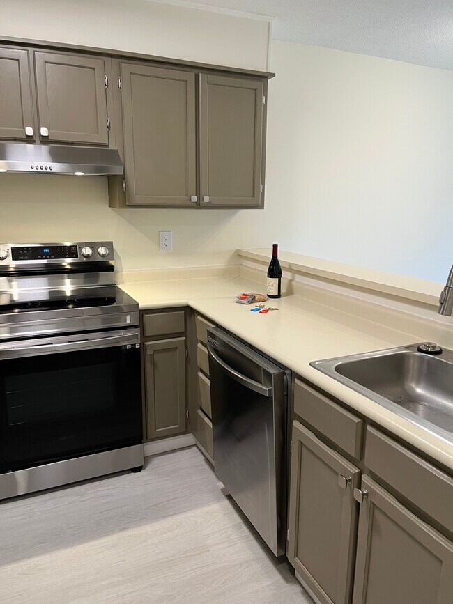 Foto del edificio - 1204 Whitney Ave