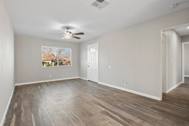 Building Photo - 350 E Ave R 11