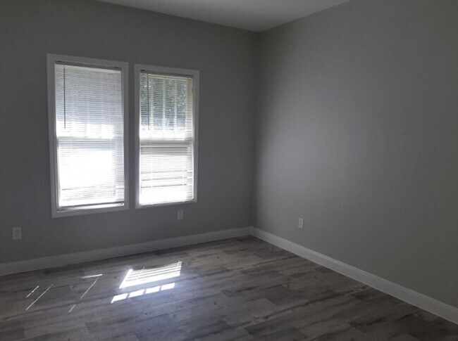 Foto del edificio - 835 S 14th St