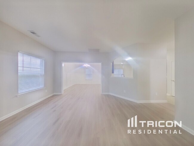 Foto del edificio - 259 Baneberry Loop