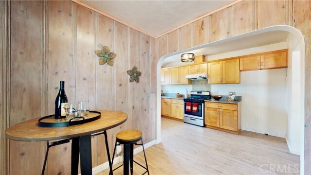 Building Photo - 120 S Wildwood Ave