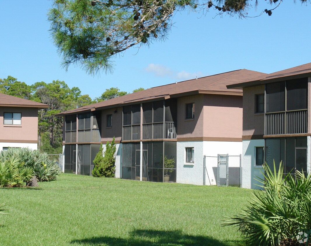 Foto del edificio - 1704 University Ln