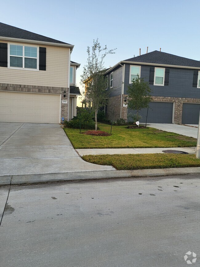 Townhomes For Rent in Cypress TX 34 Townhouses