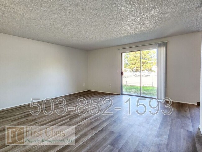 Foto del edificio - 1408 NE 186th Ave