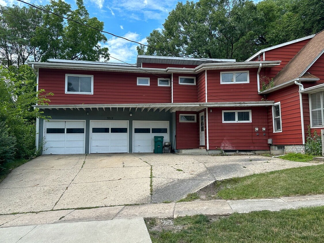 Foto del edificio - 3012 Woodland St