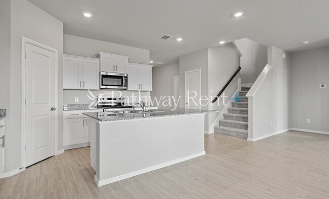 Foto del edificio - 8408 Hollymead Ln
