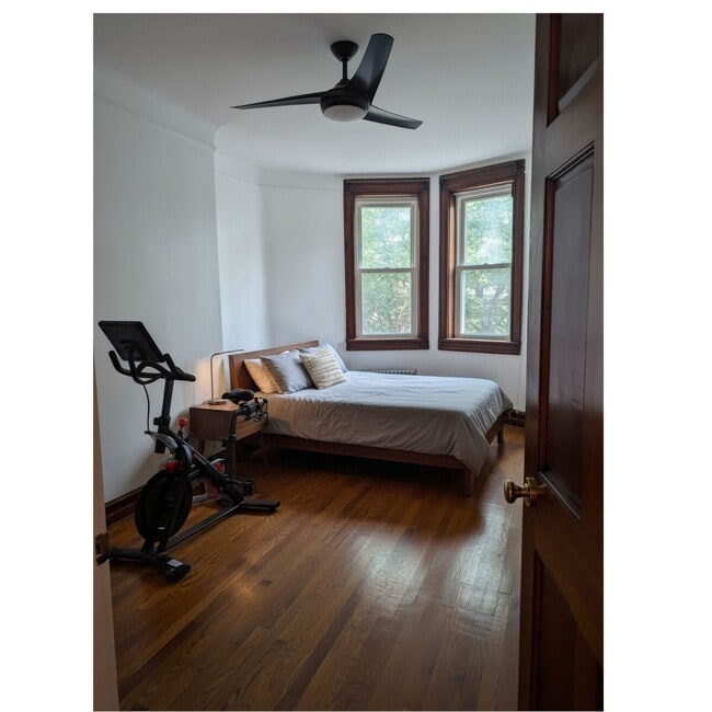 Building Photo - 7 Parkside Ct