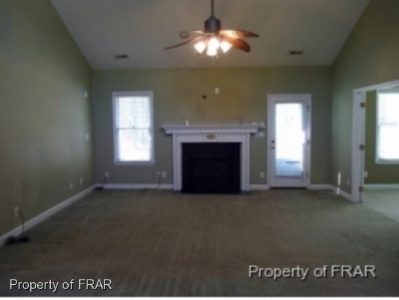 Building Photo - 260 Lick Creek Dr