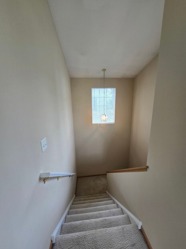 Foto del edificio - 1531 Silverstone Dr