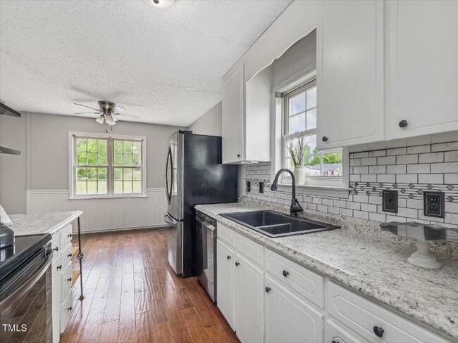 Building Photo - 108 Conner Dr