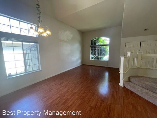 Building Photo - 4 br, 3 bath House - 5528 Andromeda Circle