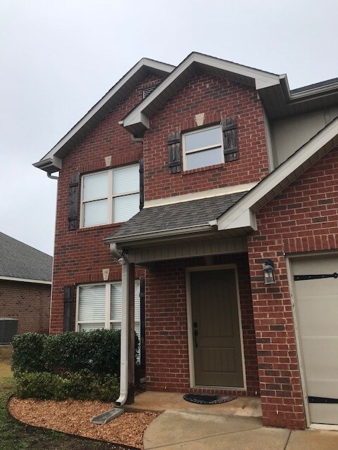 Building Photo - 1153 Alden Glen Dr