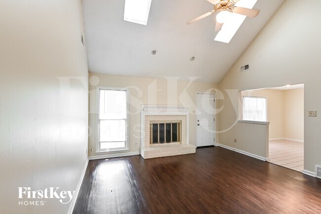 Building Photo - 8441 Woolrich Dr