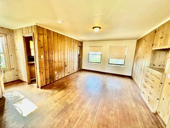 Foto del edificio - 387 N Glenn Ave